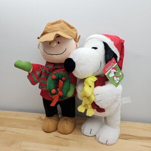 Set of 2 Gemmy PEANUTS Charlie Brown Snoopy CHRISTMAS Holiday Plush Door Greeter